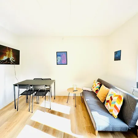 公寓 Aday - Charming And Bright 奥尔堡